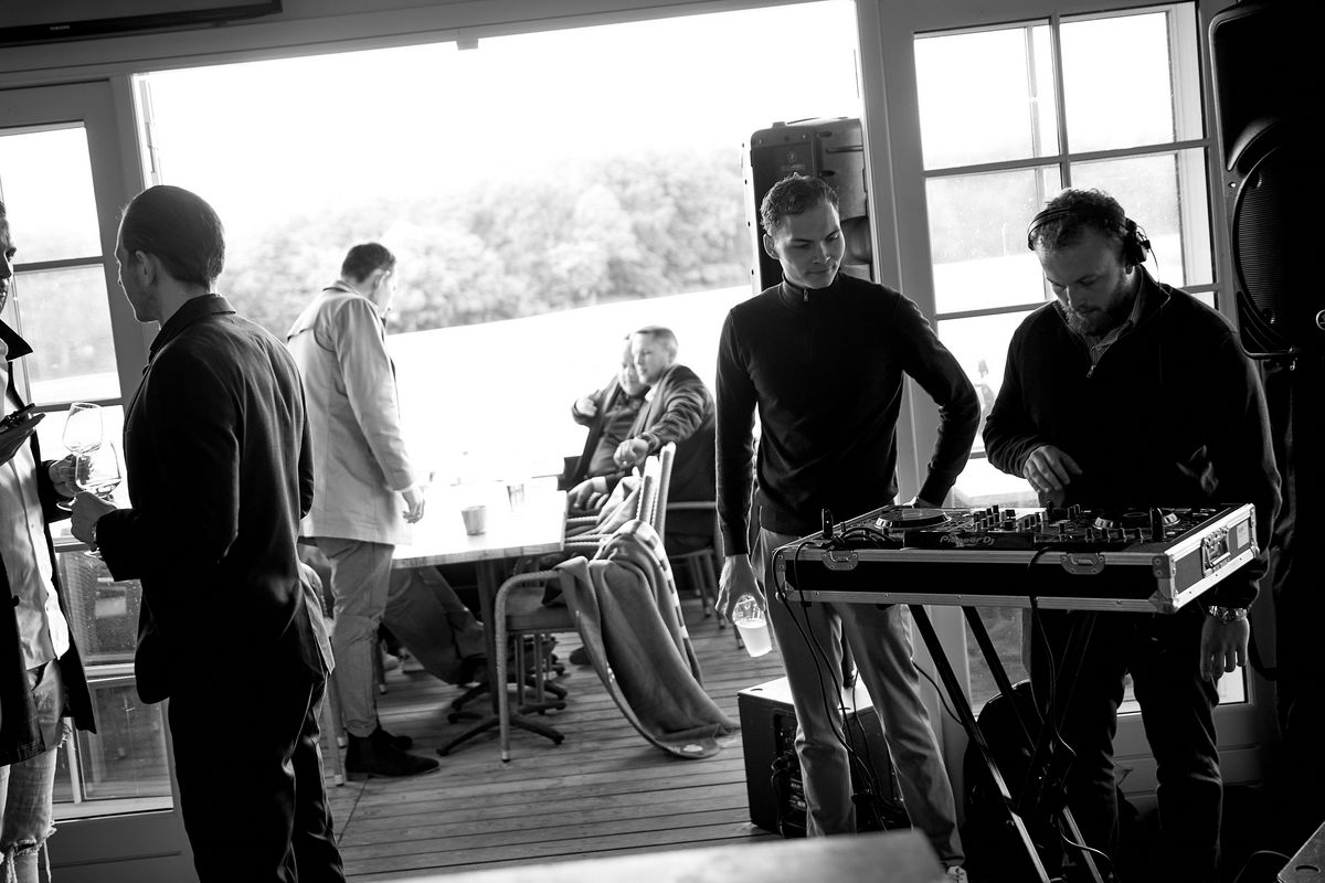 Owner's & Trainer's Lounge